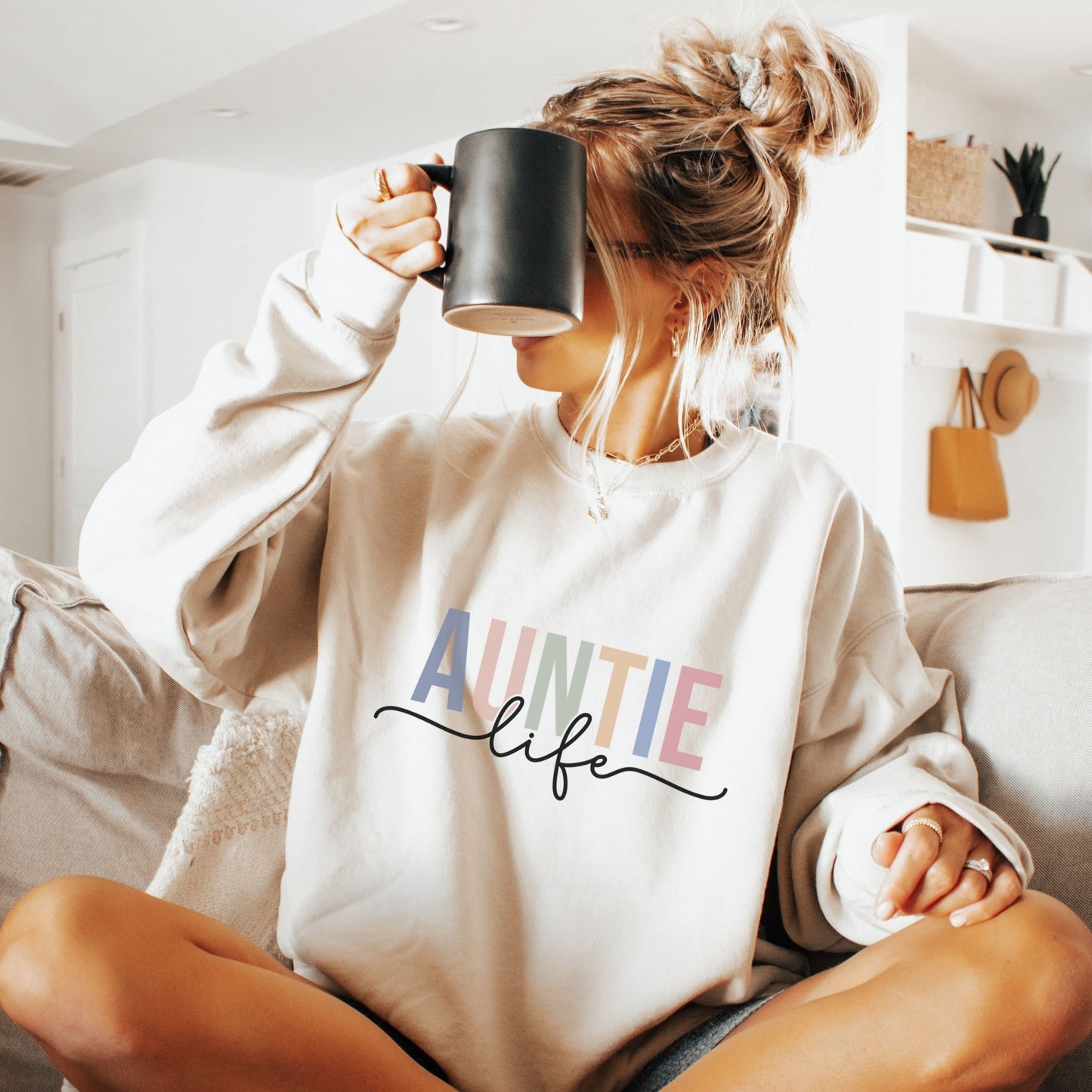 Auntie Life Graphic Crewneck Sweatshirt