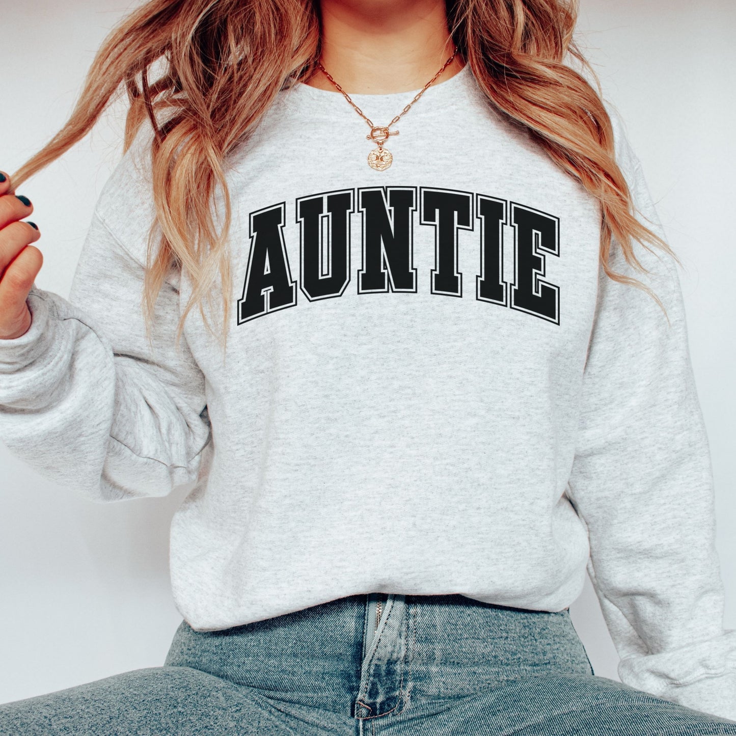 Retro College AUNTIE Graphic Crewneck Sweatshirt